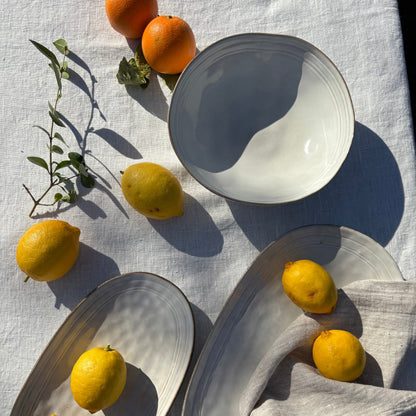 Serving bowl